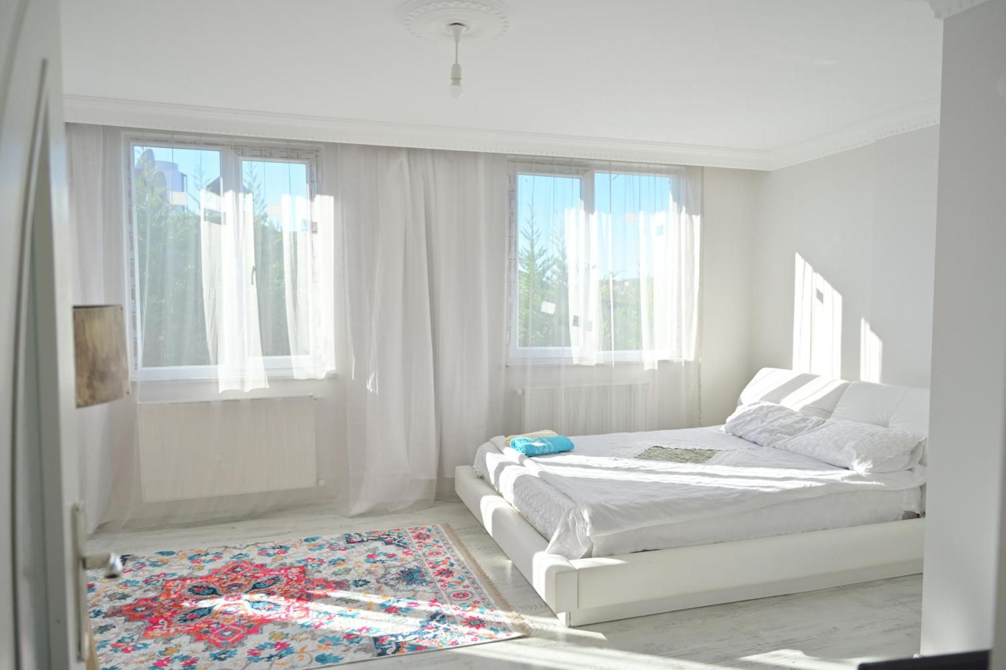 Ahmet Teacher Hotel, 5 Minutes From The Airport Arnavutkoy Exterior foto