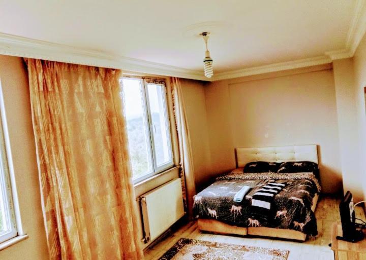 Ahmet Teacher Hotel, 5 Minutes From The Airport Arnavutkoy Exterior foto